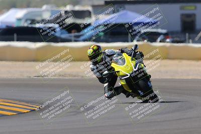 media/Oct-09-2022-SoCal Trackdays (Sun) [[95640aeeb6]]/Turn 2 (1110am)/